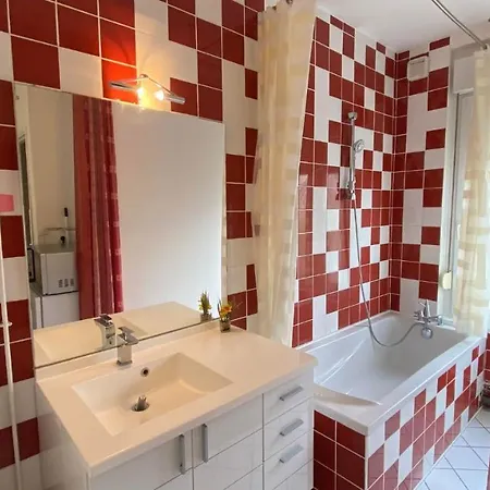 Dans Une Impasse Calme Proche De La Gare Apartament Amiens
