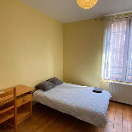 Apartament Dans Une Impasse Calme Proche De La Gare *