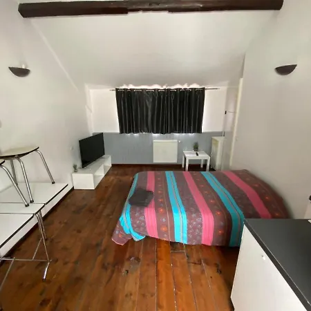 Apartment Dans Une Impasse Calme Proche De La Gare Amiens