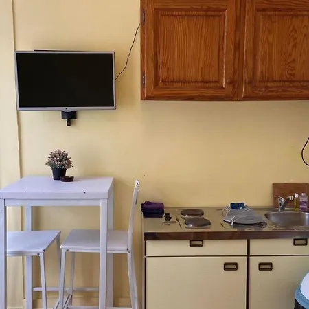 Apartament Dans Une Impasse Calme Proche De La Gare